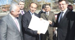 İmar Planı Yapılan Arsaların Tapuları Törenle Dağıtıldı