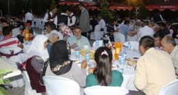 İftar Yemeğinde Birlik Beraberlik