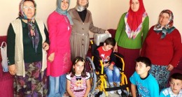 SP hastası Çocuğun Yüzü Tekerlekli Sandalye İle Güldü