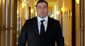 Yalçın ÇELİK kimdir? Biyografisi