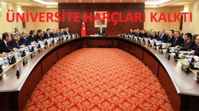 Üniversitelilere Harçlar Kalktı