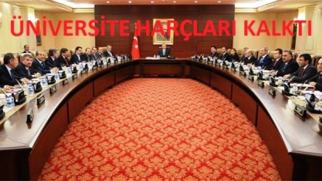 Üniversitelilere Harçlar Kalktı