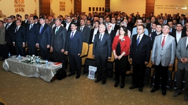 Pursaklar Belediyesinden Şehircilik Konferansı